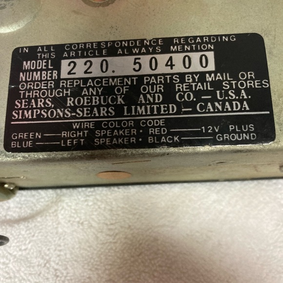 A 8 Track player for a automobile 7 & a half “ long 6” wide - Picture 7 of 14